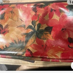 NWT Patricia Nash Spring multi compartment wallet